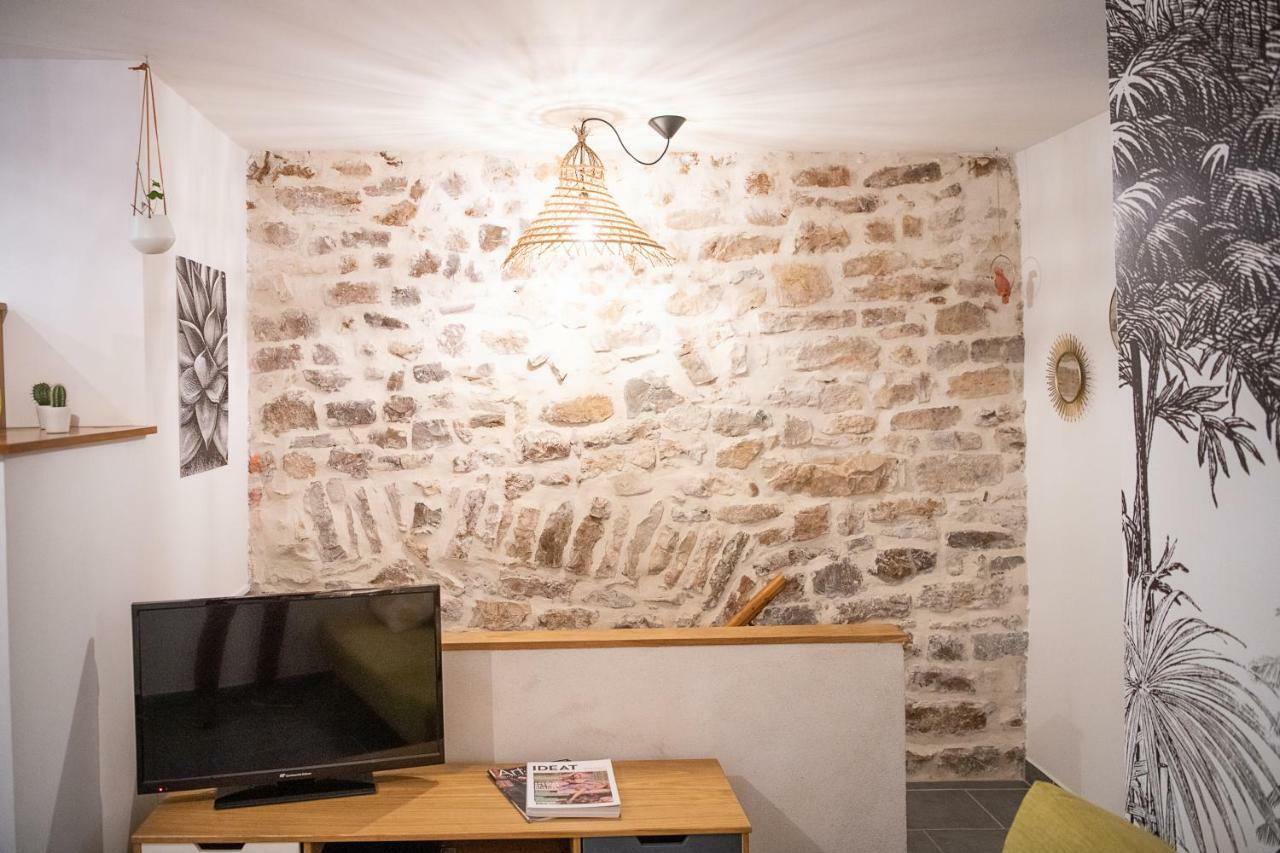 Appartement Denim Nimes Exterior photo